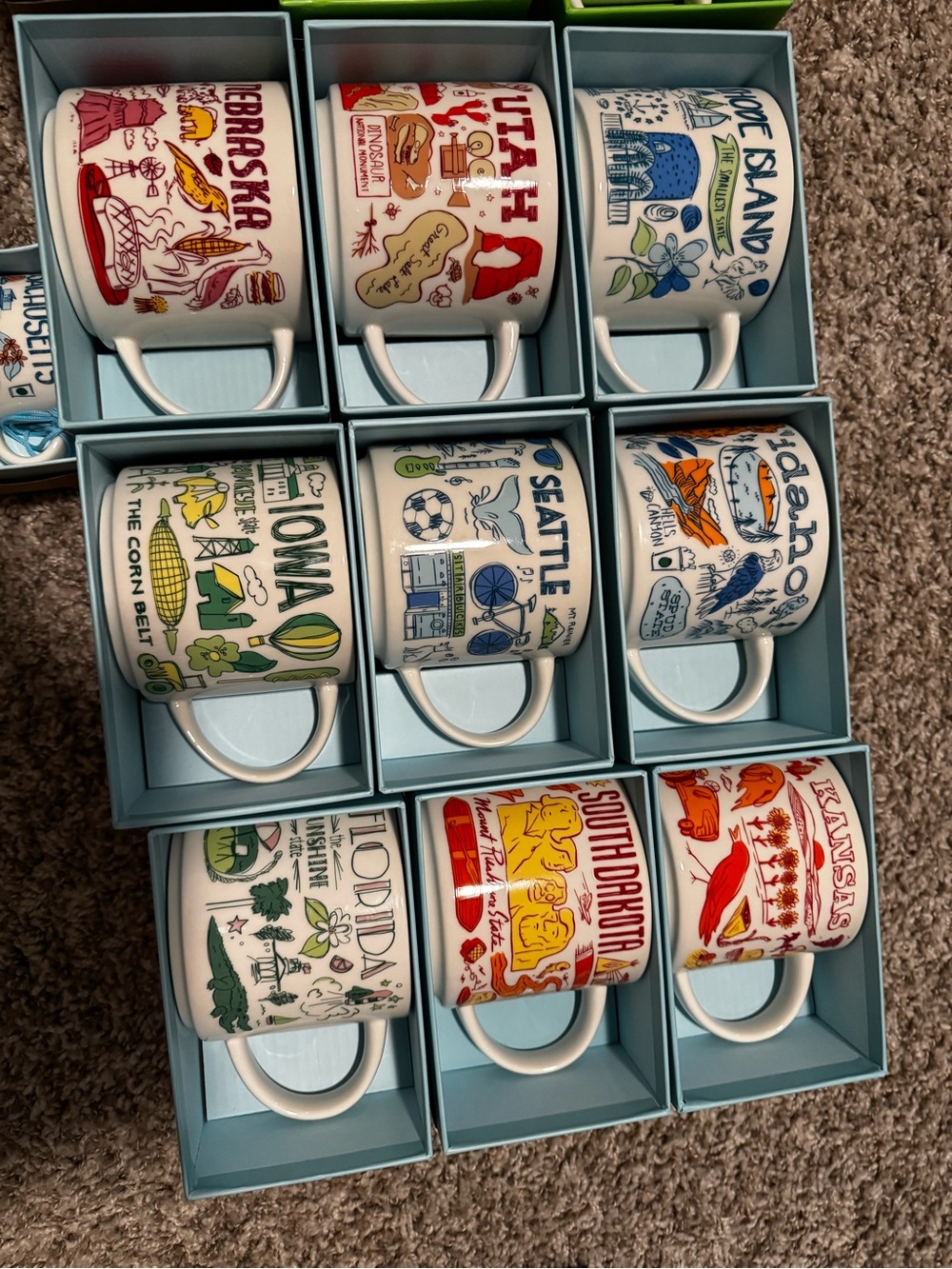 Starbucks White Mug Set with Multicolor Travel Landmark Illustrations - Picture 4 of 5